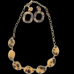 Sugarfly Gold Tone/ Tortoise Shell Resin Necklace & Earrings